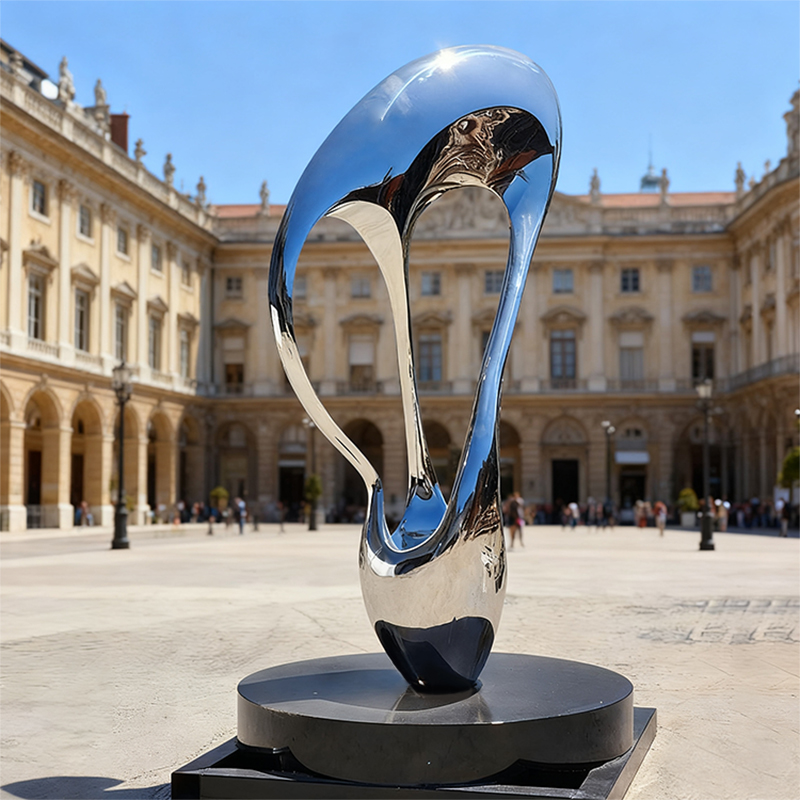 Tác phẩm điêu khắc bằng thép không gỉ được đánh bóng bằng gương