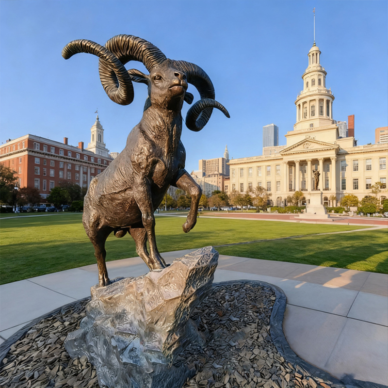 Tượng Ram Sừng Lớn bằng đồng – Trang trí sân vườn ngoài trời